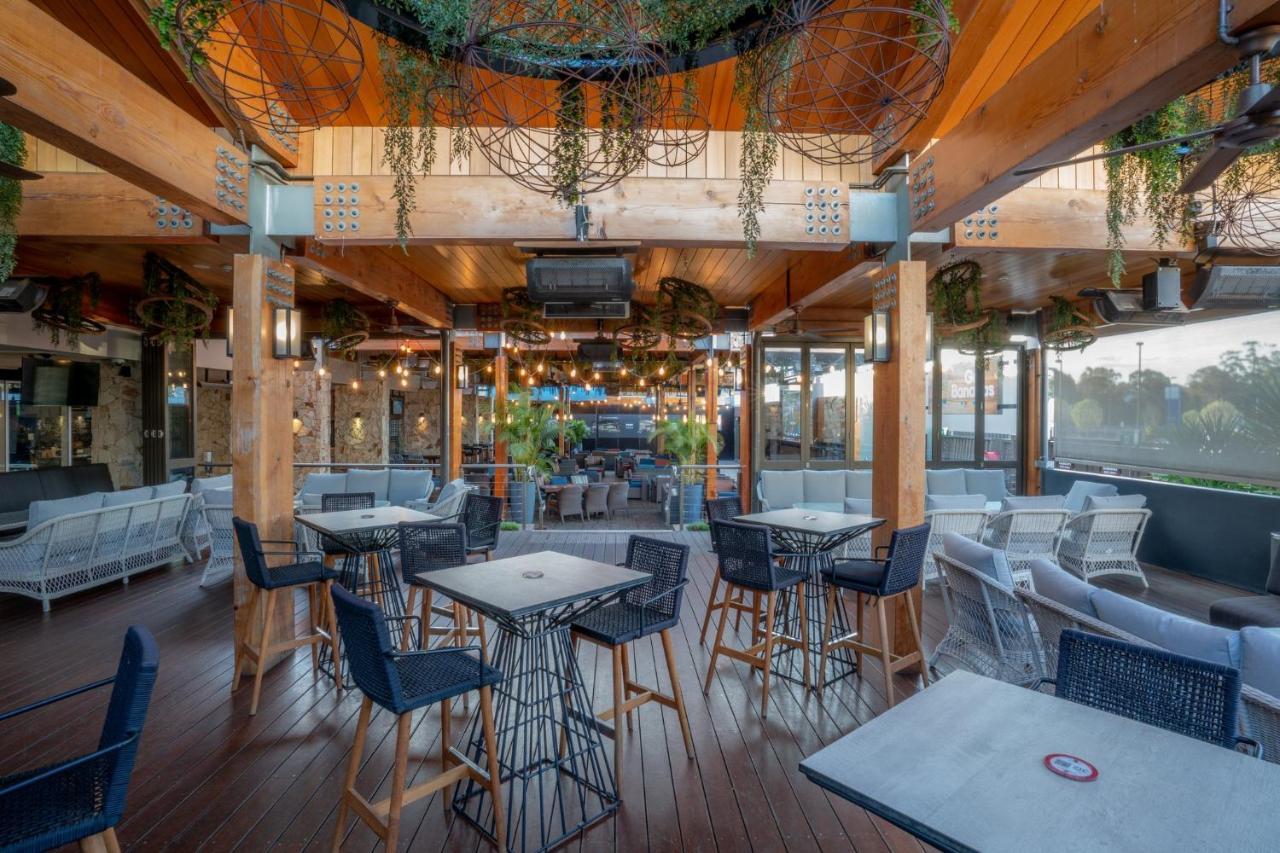 Holiday Inn Sydney St Marys By Ihg Exterior foto